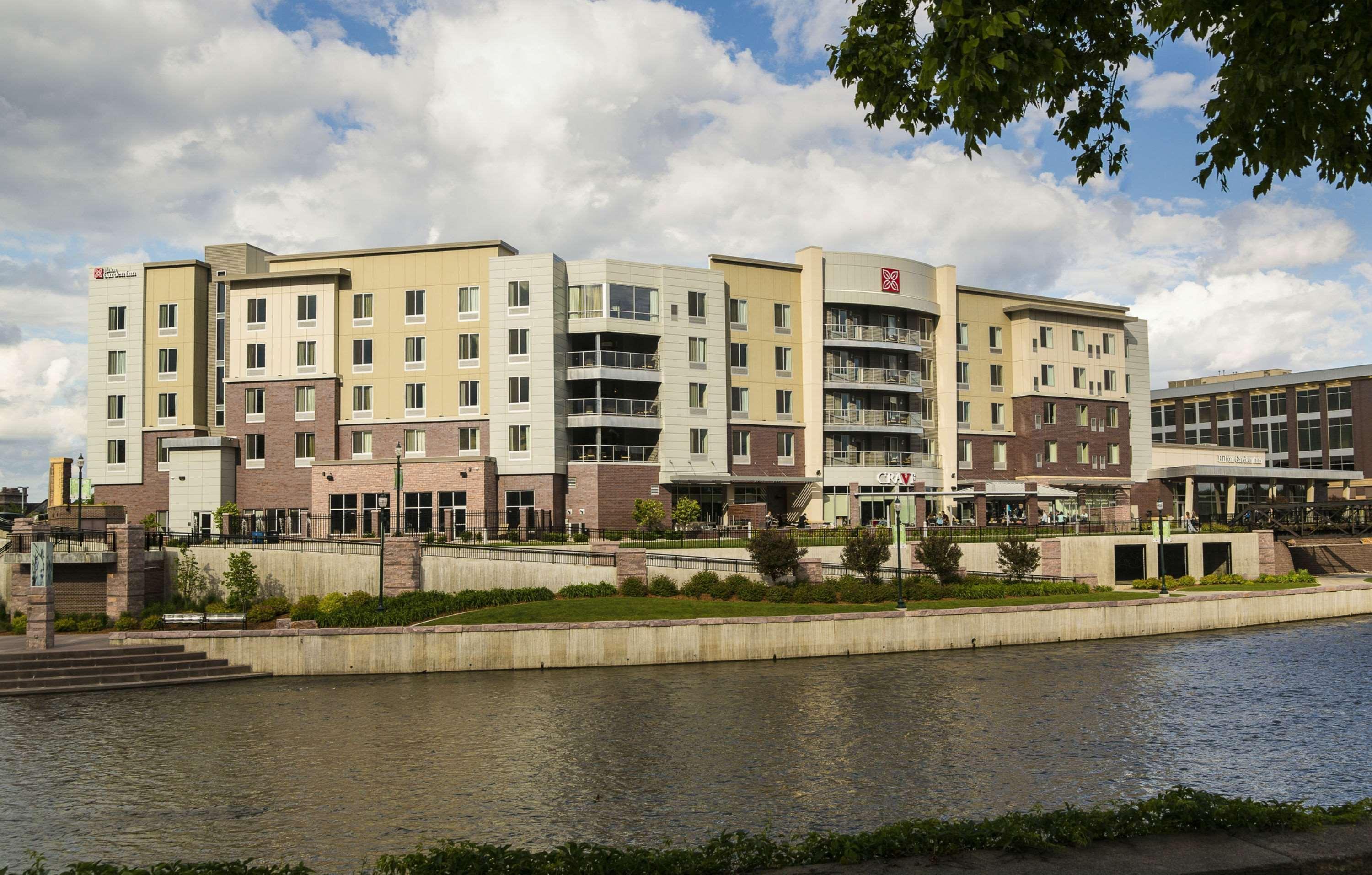 Hilton Garden Inn Sioux Falls Downtown Exteriör bild